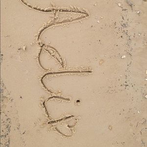 Meet your Posher, Alicia